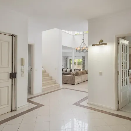 Popa - Golf Front With Games By Hd